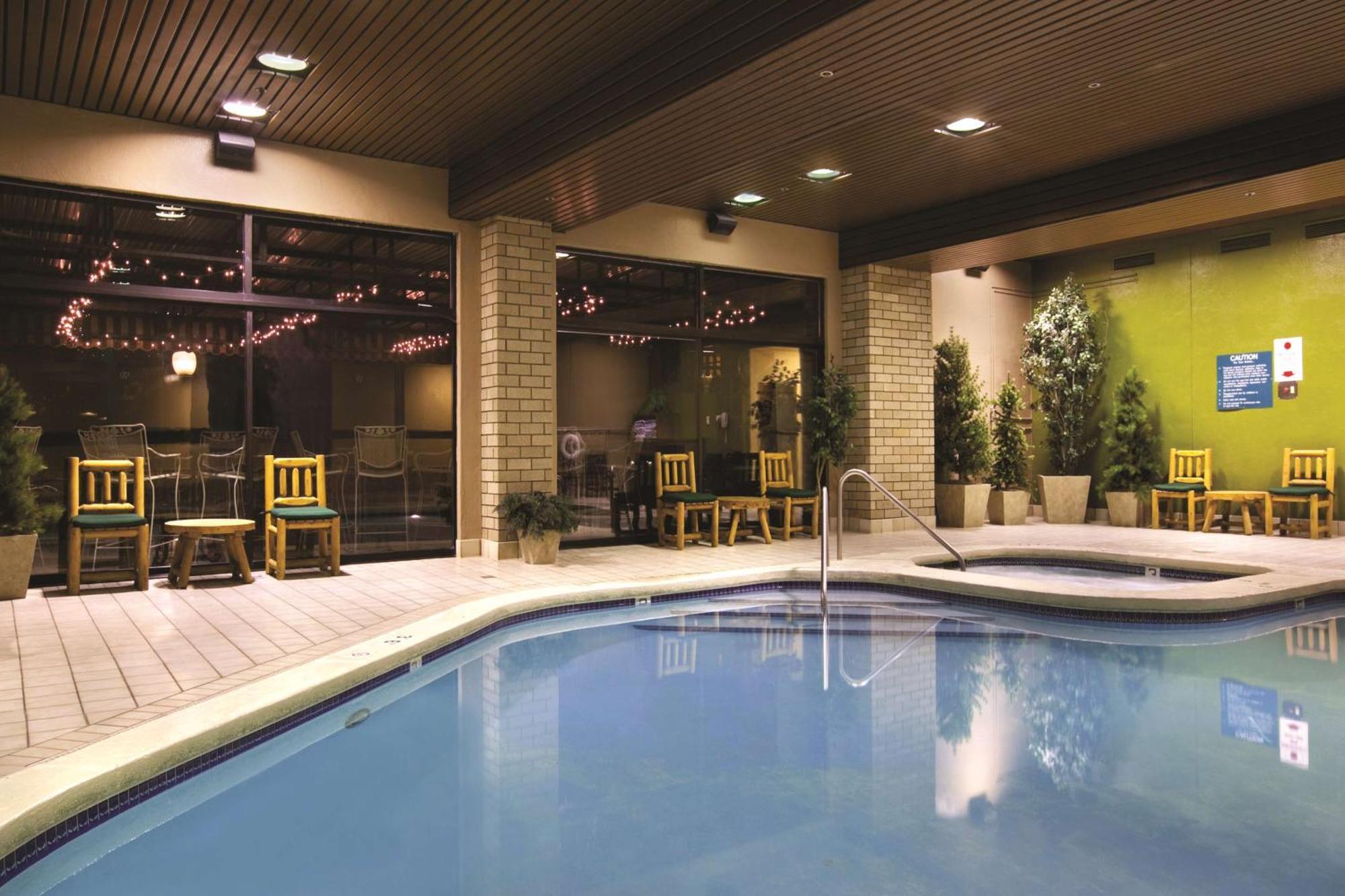 Hotel Doubletree By Hilton Durango Exterior foto