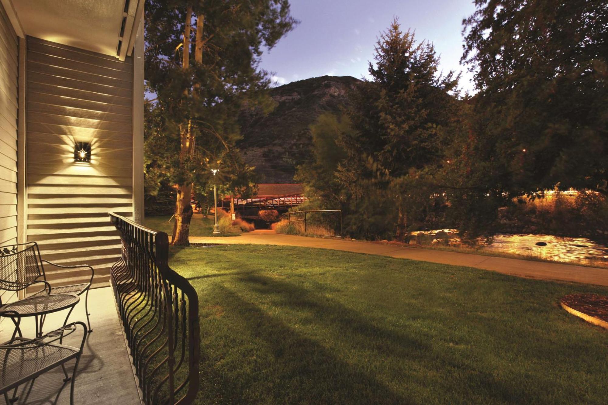 Hotel Doubletree By Hilton Durango Exterior foto
